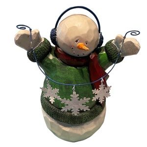Snowman Statue
